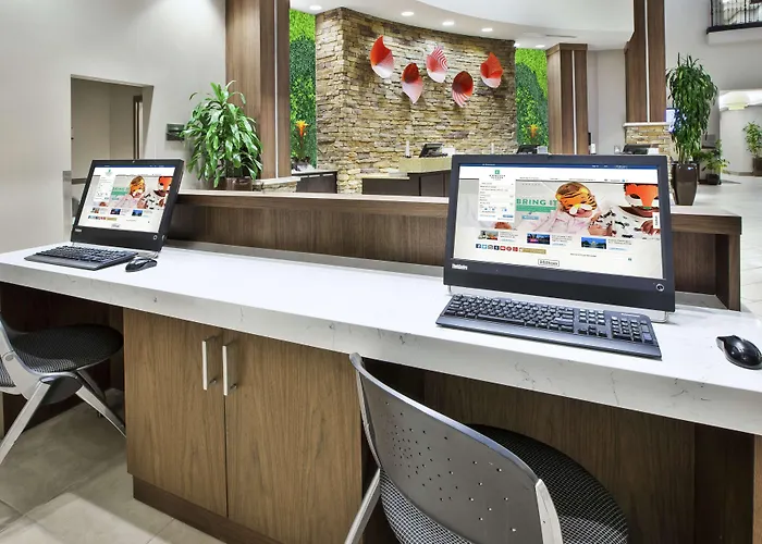 Embassy - Airport Hotel