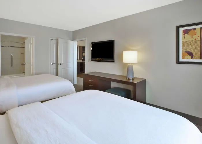 Embassy - Airport 4*