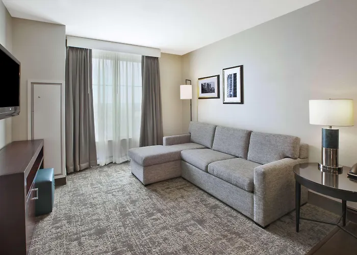 Embassy - Airport 4* Columbus