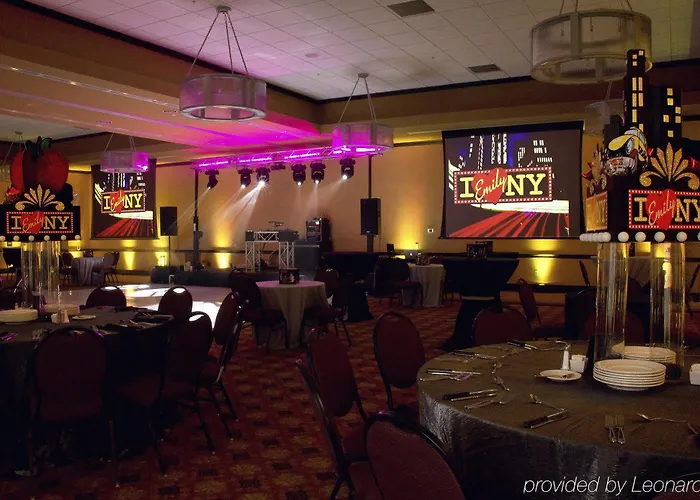 Hotel Embassy - Airport Columbus