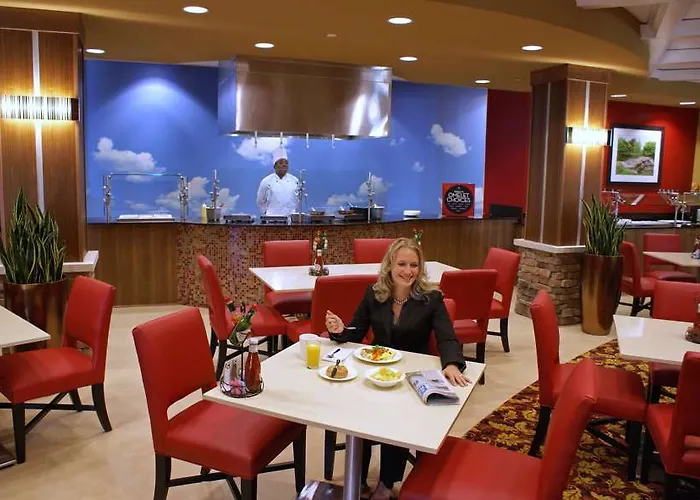 Embassy - Airport Hotel 4*